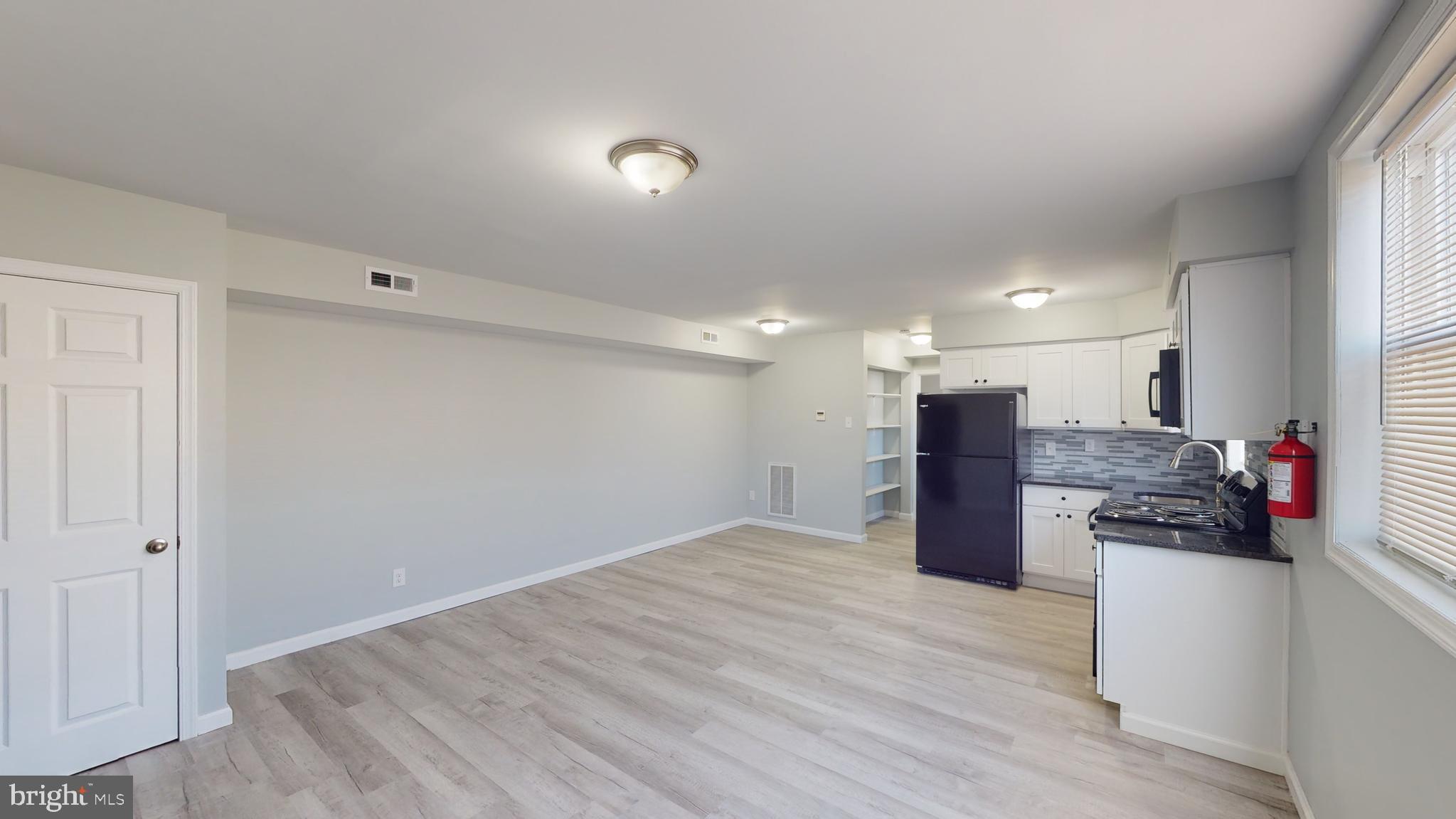 910 GATEWAY BOULEVARD A1