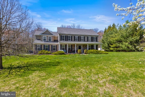 Homes For Sale - 827 Oak Tree Road<br/> KENNETT SQUARE, PA 19348