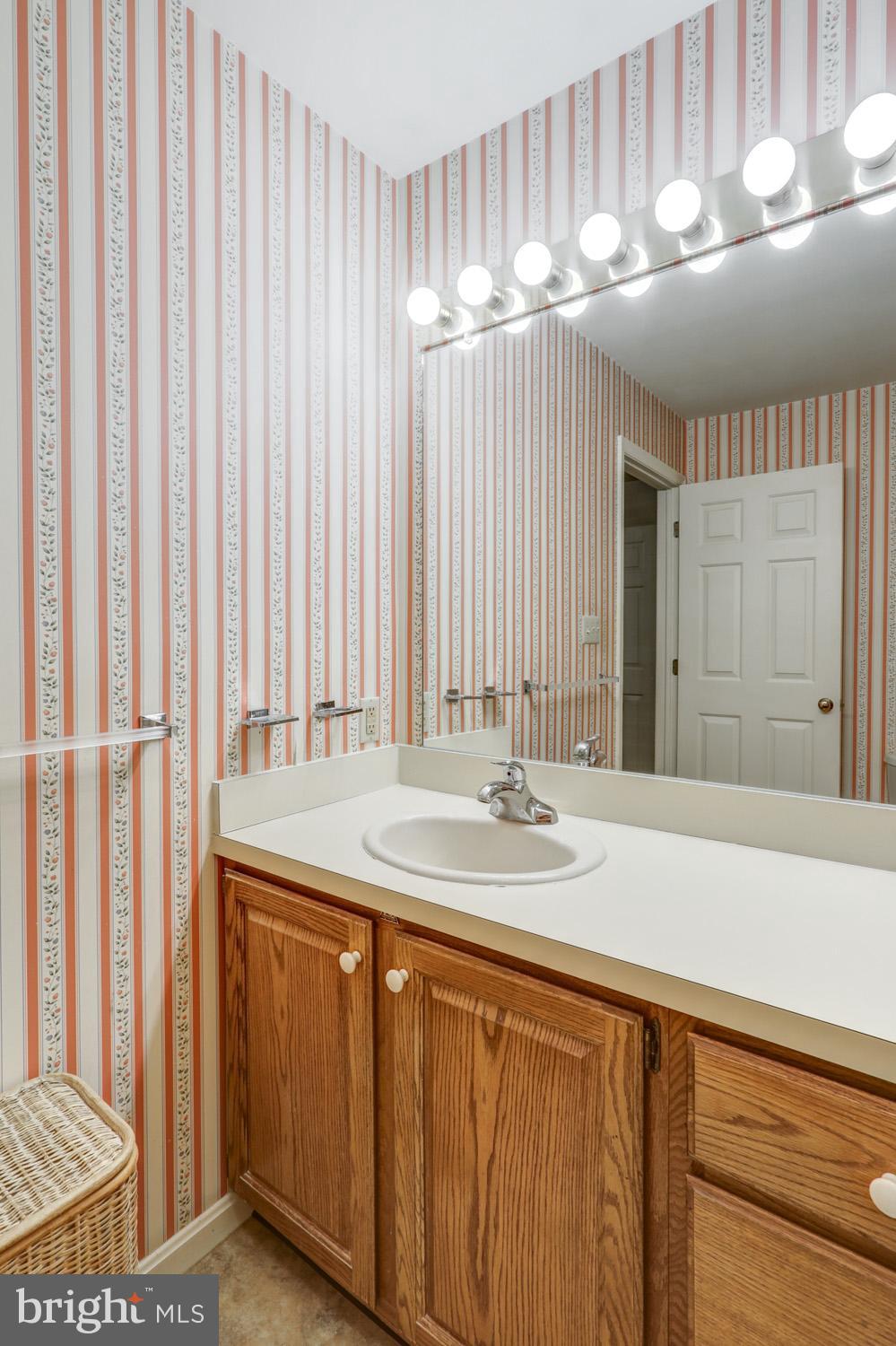 WINDSOR GARDENS - Residential