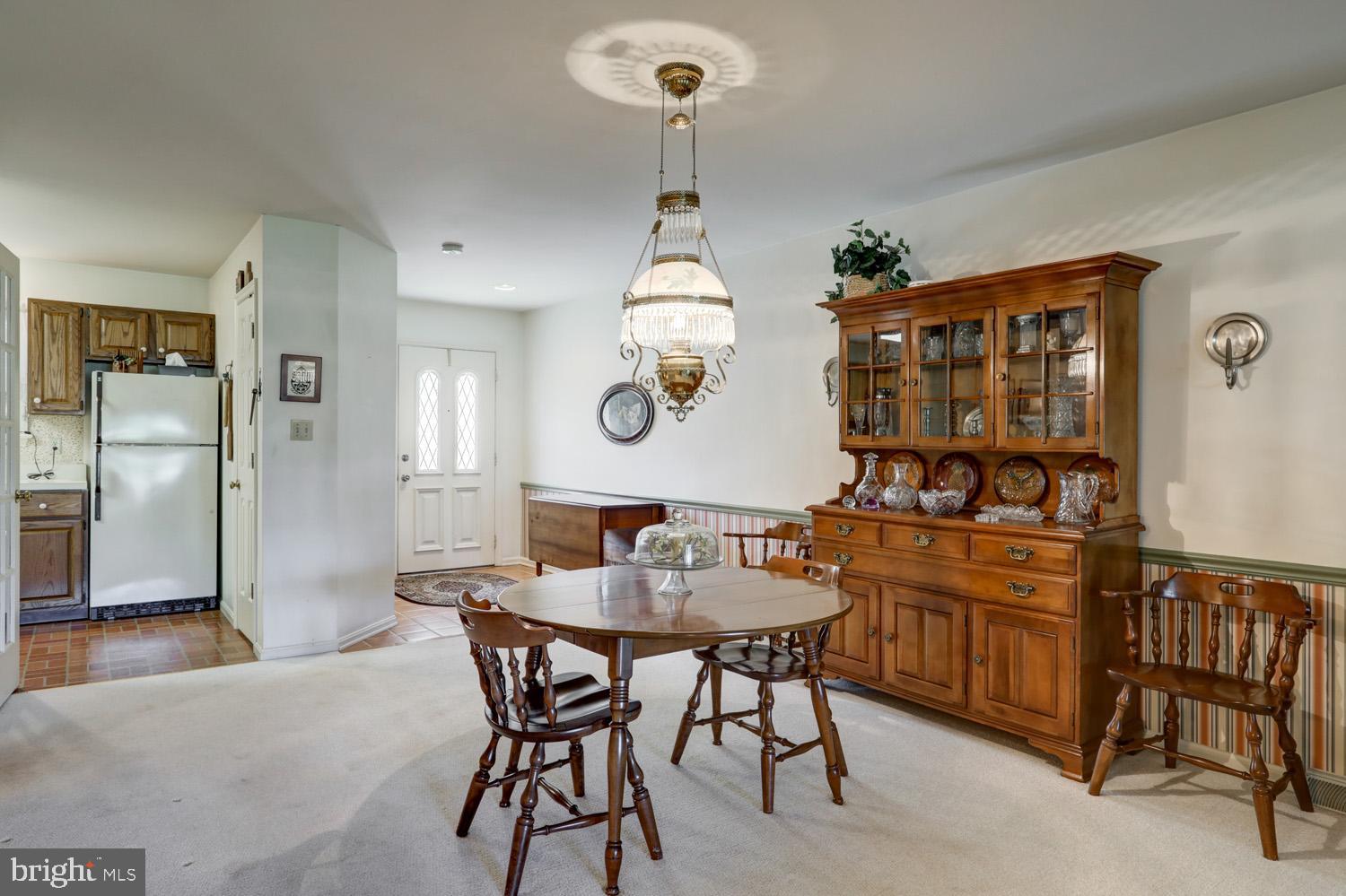 WINDSOR GARDENS - Residential