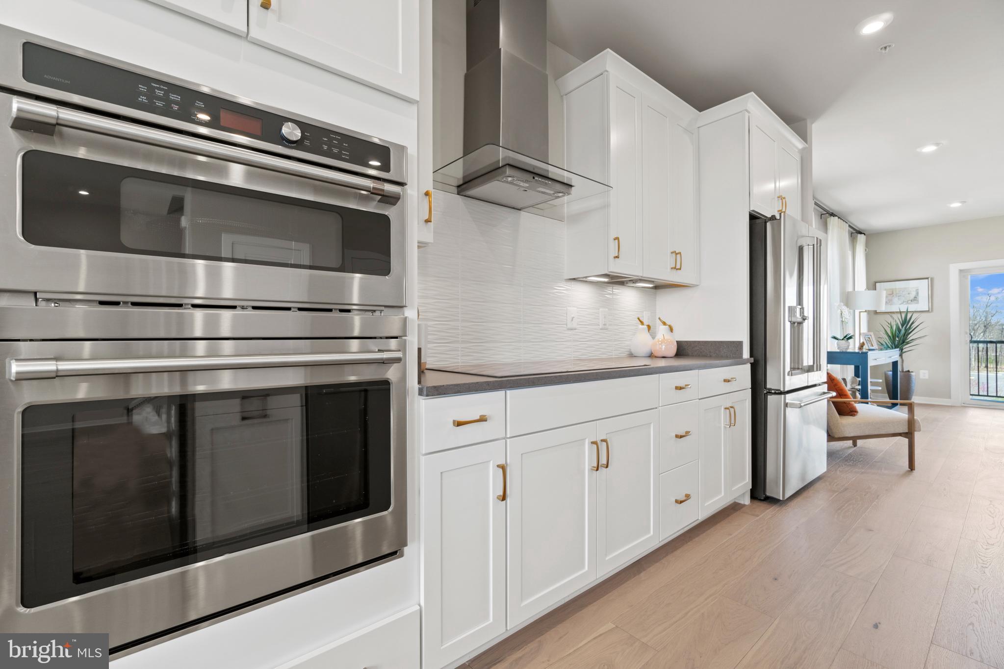 ASHBROOK PLACE - Residential