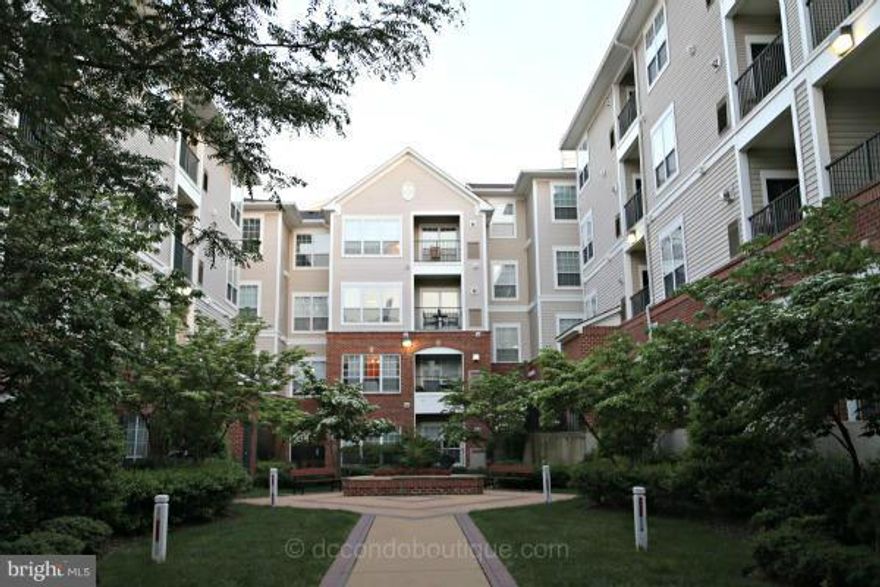 Freshly painted and cleaned 2 bed, 2 bath condo. In-unit washer and dryer. Ample closet space. *Pet(1) case by case under 60 pounds. 5 minute walk to Van Dorn Metro, 5 minute drive to Eisenhower Ave metro, Shuttle available. Outdoor pool, sport court, Fitness center, jogging trails nearby. 2 covered garage spaces, 2 guest parking passes. Tenant only pays electric and cable. Ready to rent!