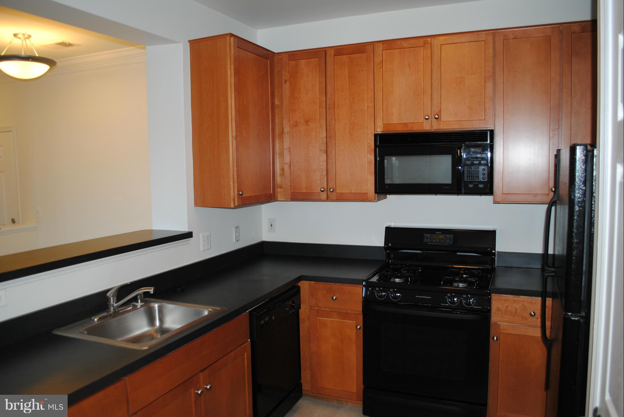 EXCHANGE AT VAN DORN - Residential Lease