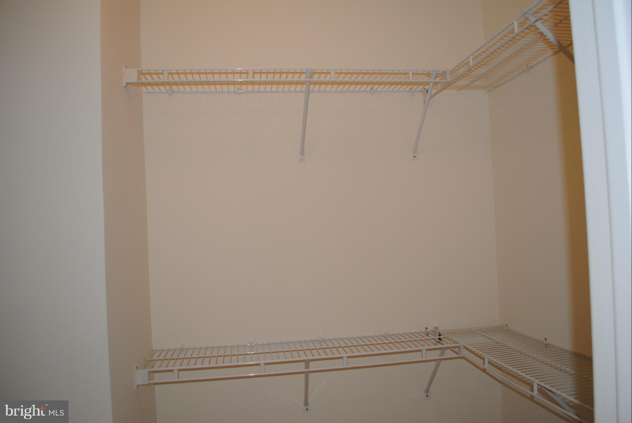 EXCHANGE AT VAN DORN - Residential Lease