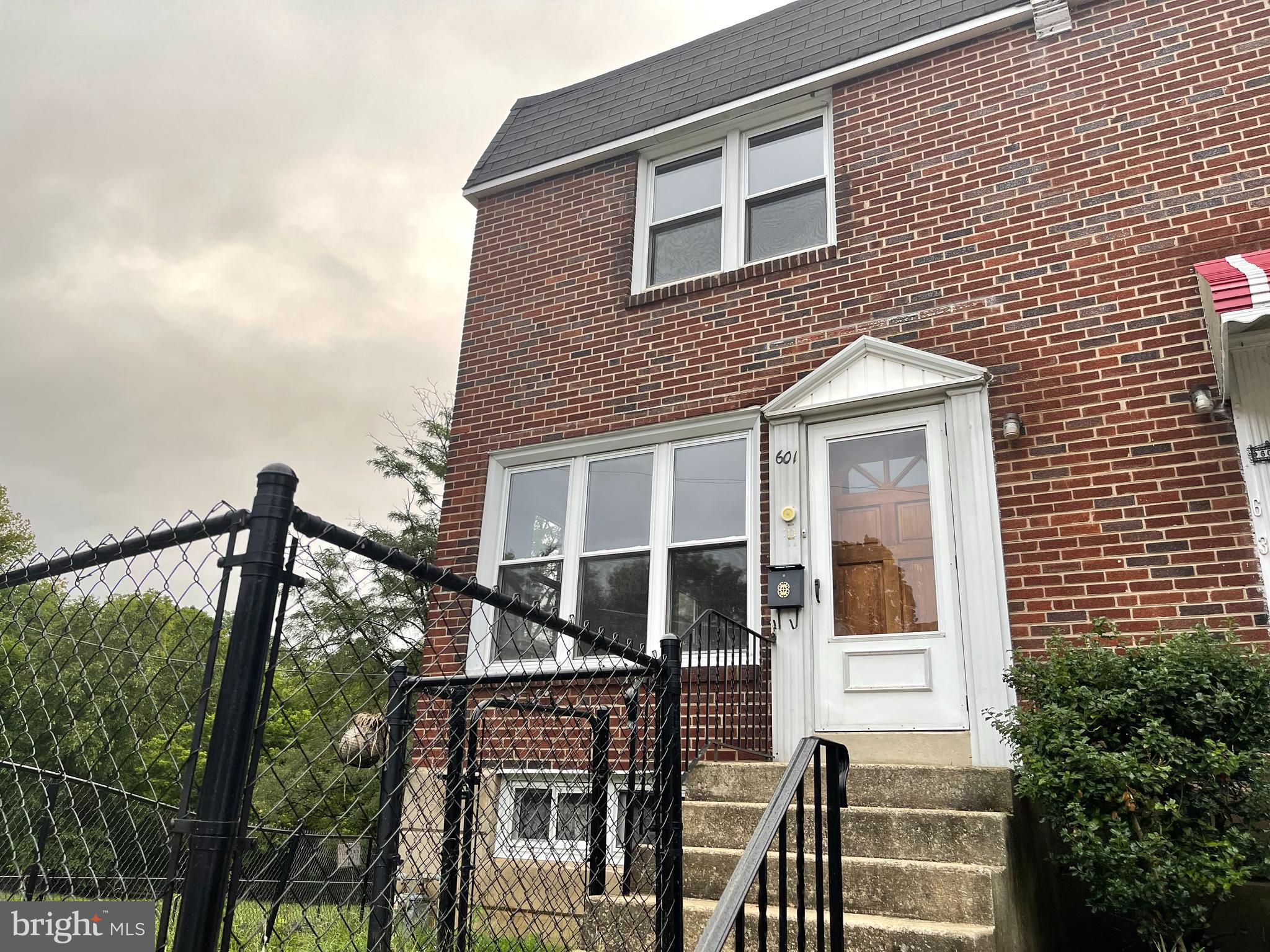 WALNUT HILL - Residential