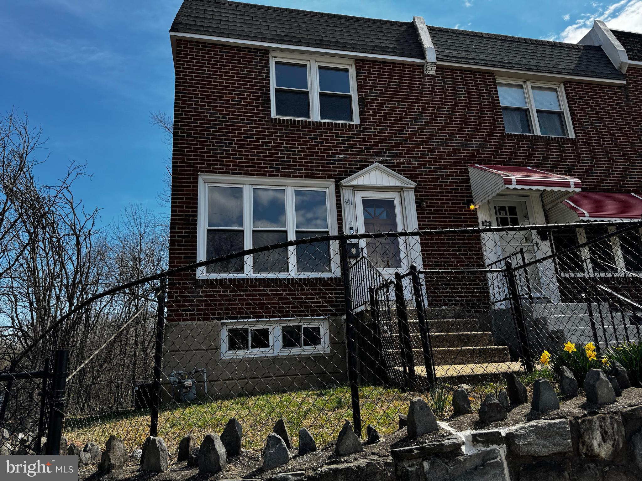 WALNUT HILL - Residential