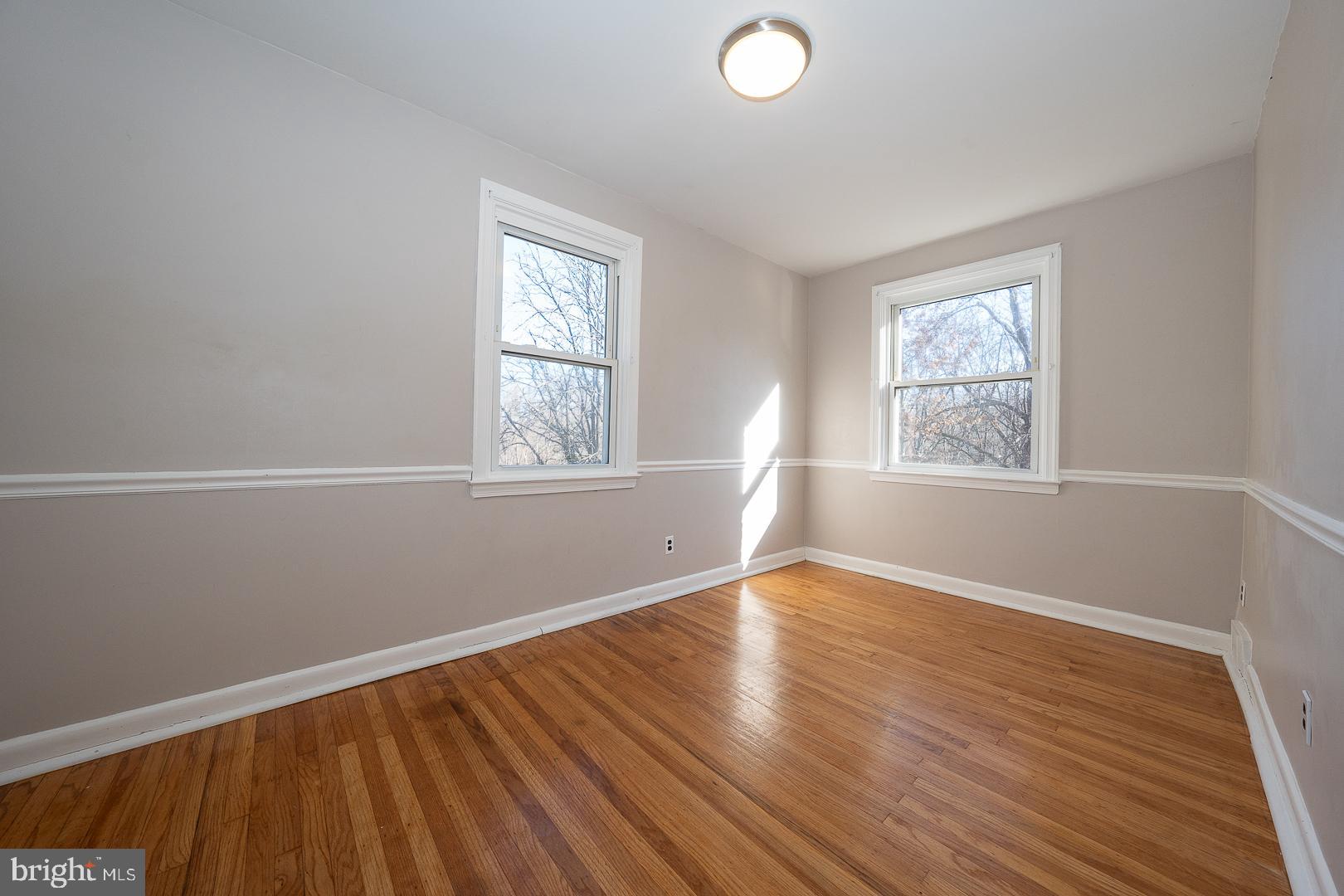 WALNUT HILL - Residential