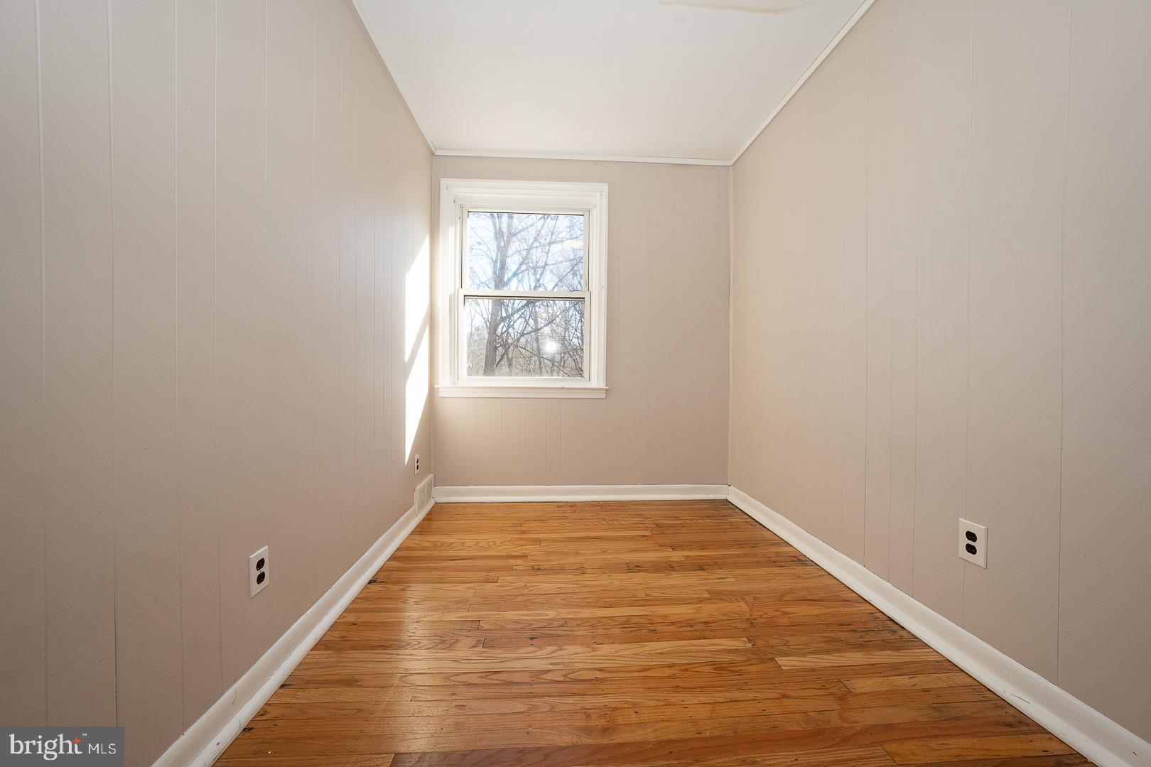 WALNUT HILL - Residential