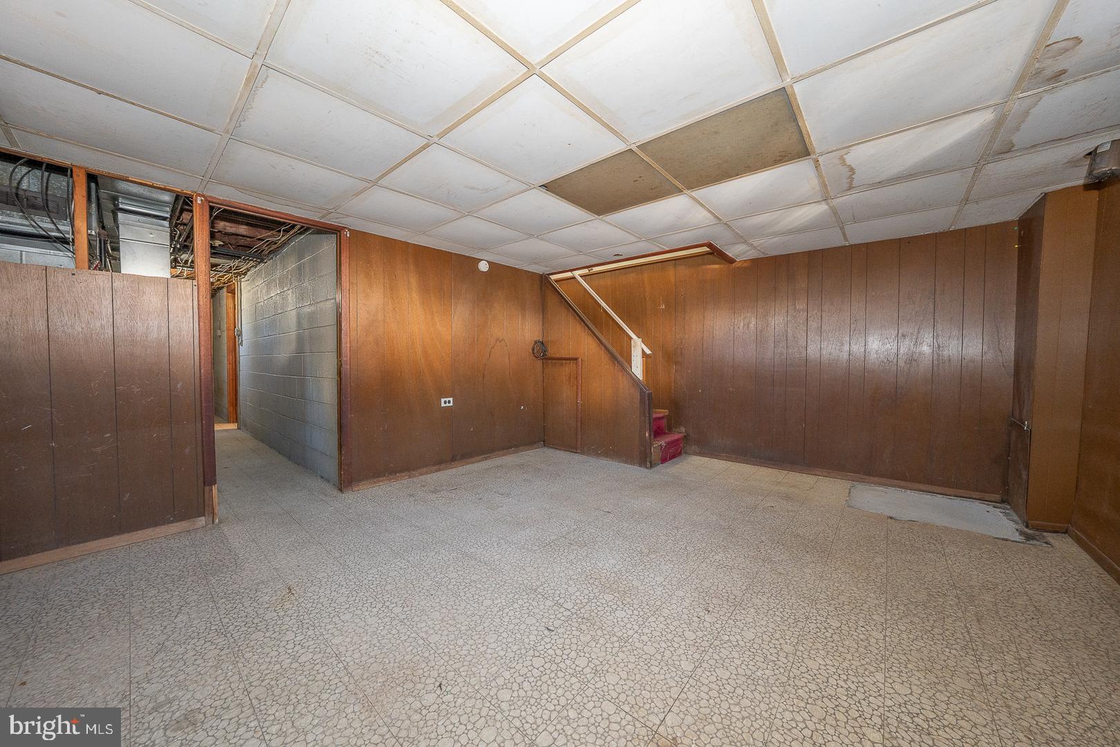 WALNUT HILL - Residential