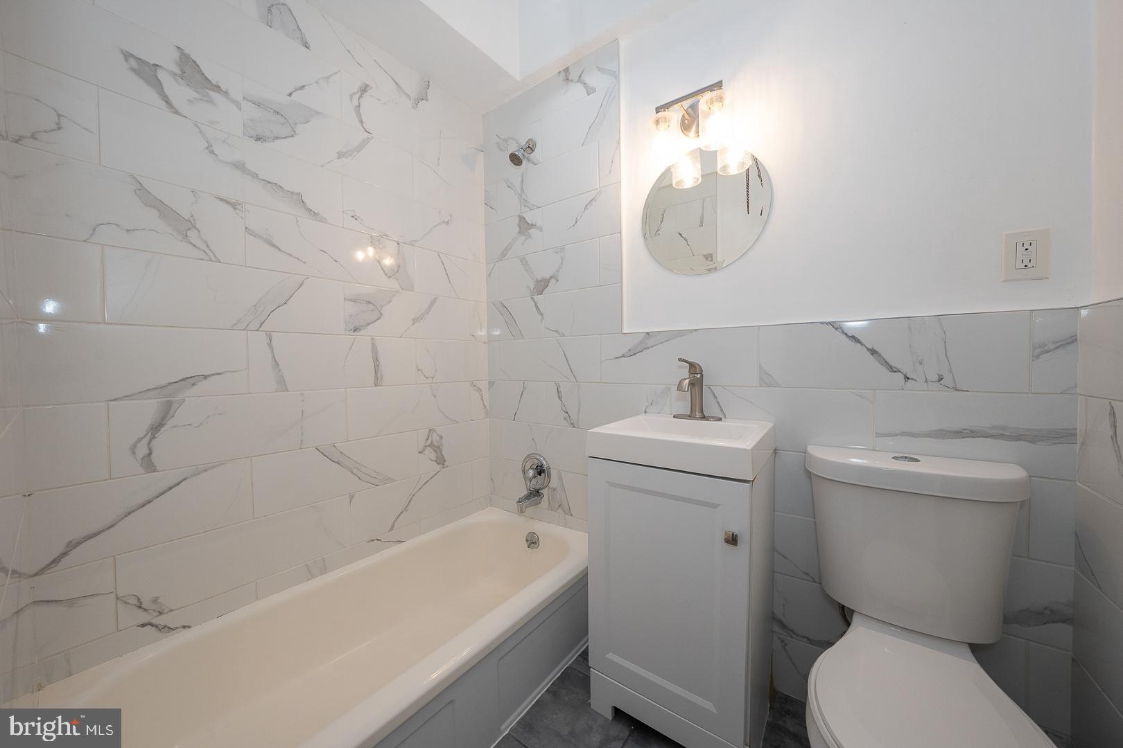 WALNUT HILL - Residential