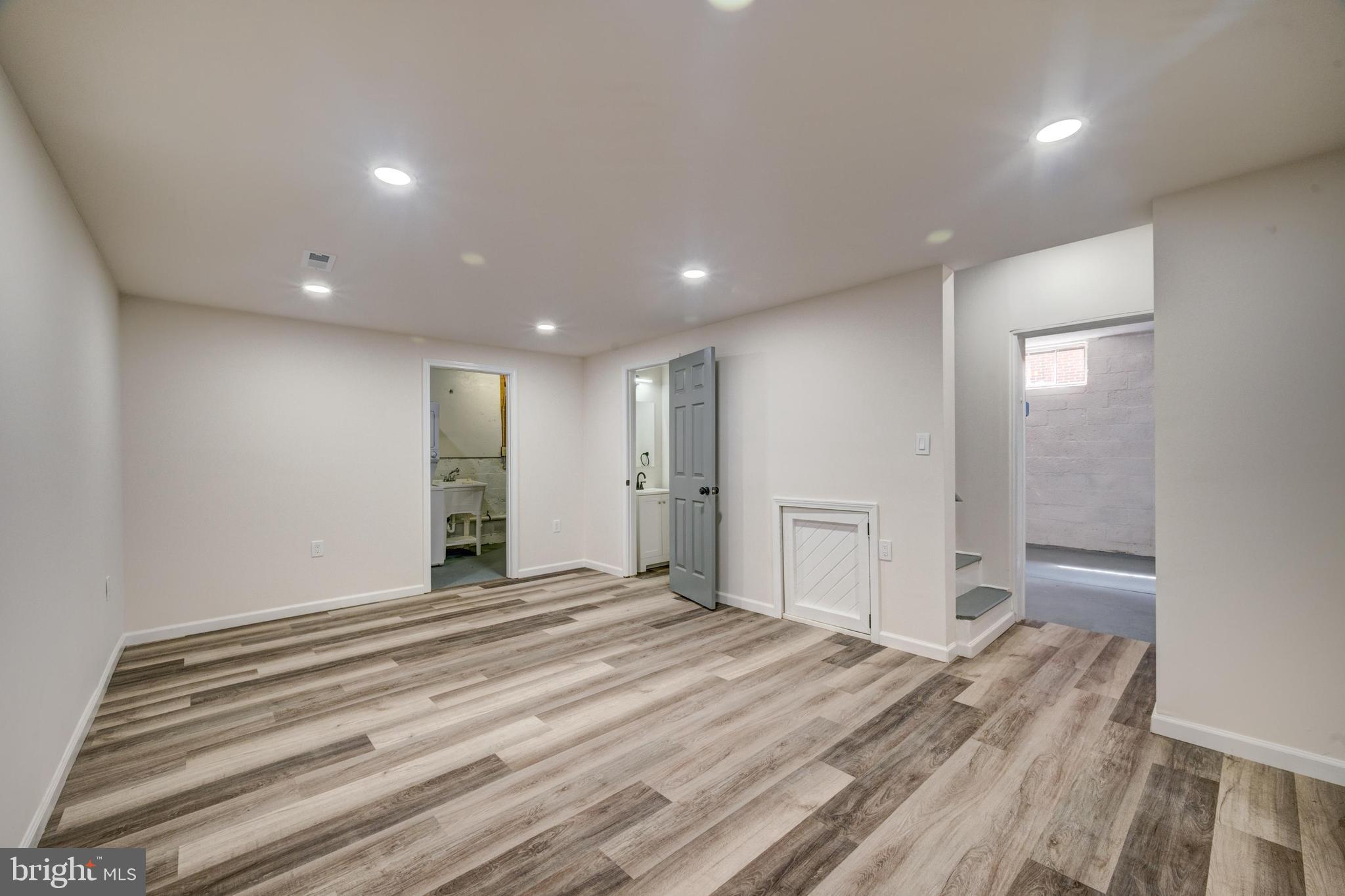 FOUNTAIN HEAD - Residential