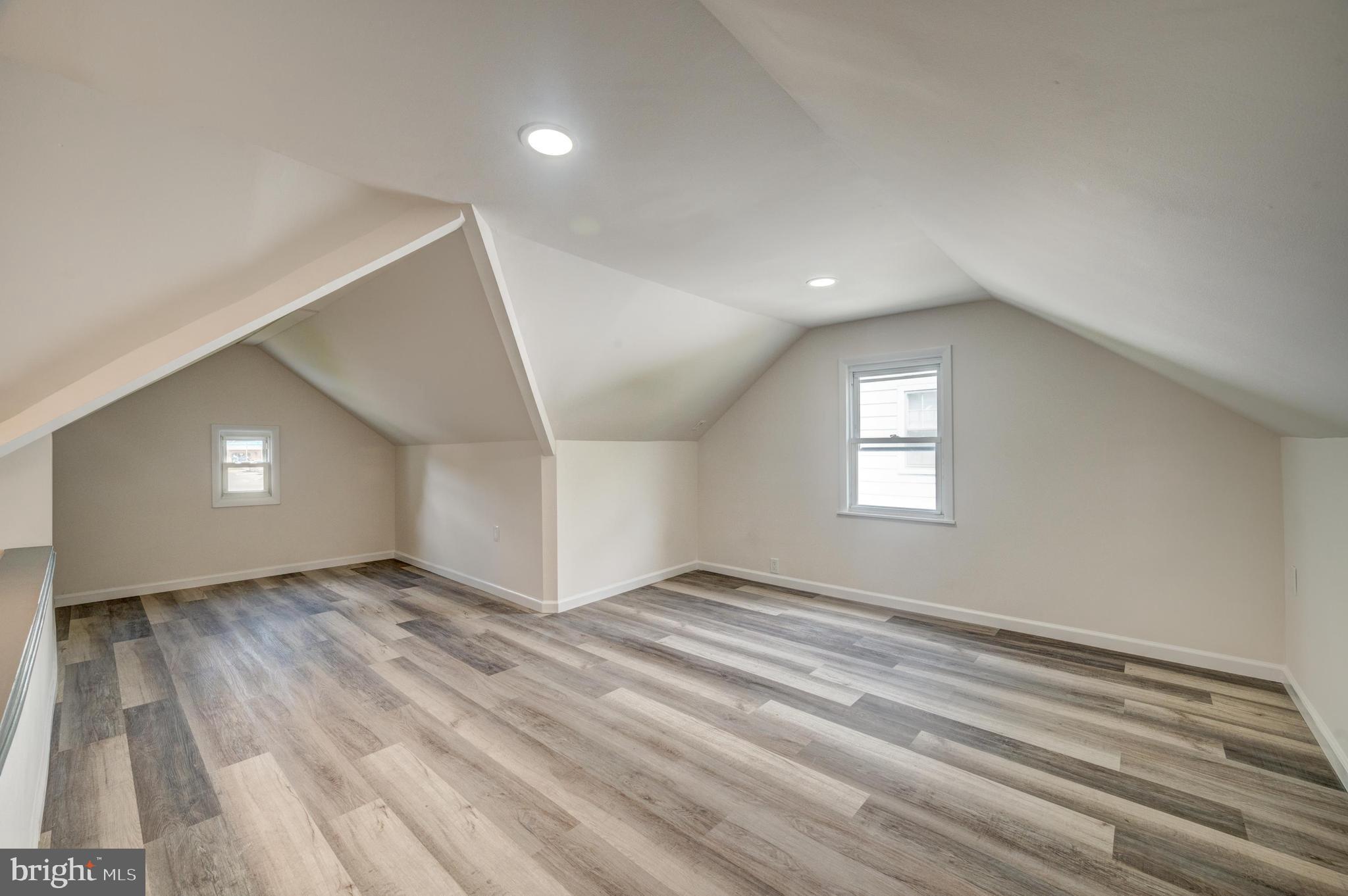 FOUNTAIN HEAD - Residential