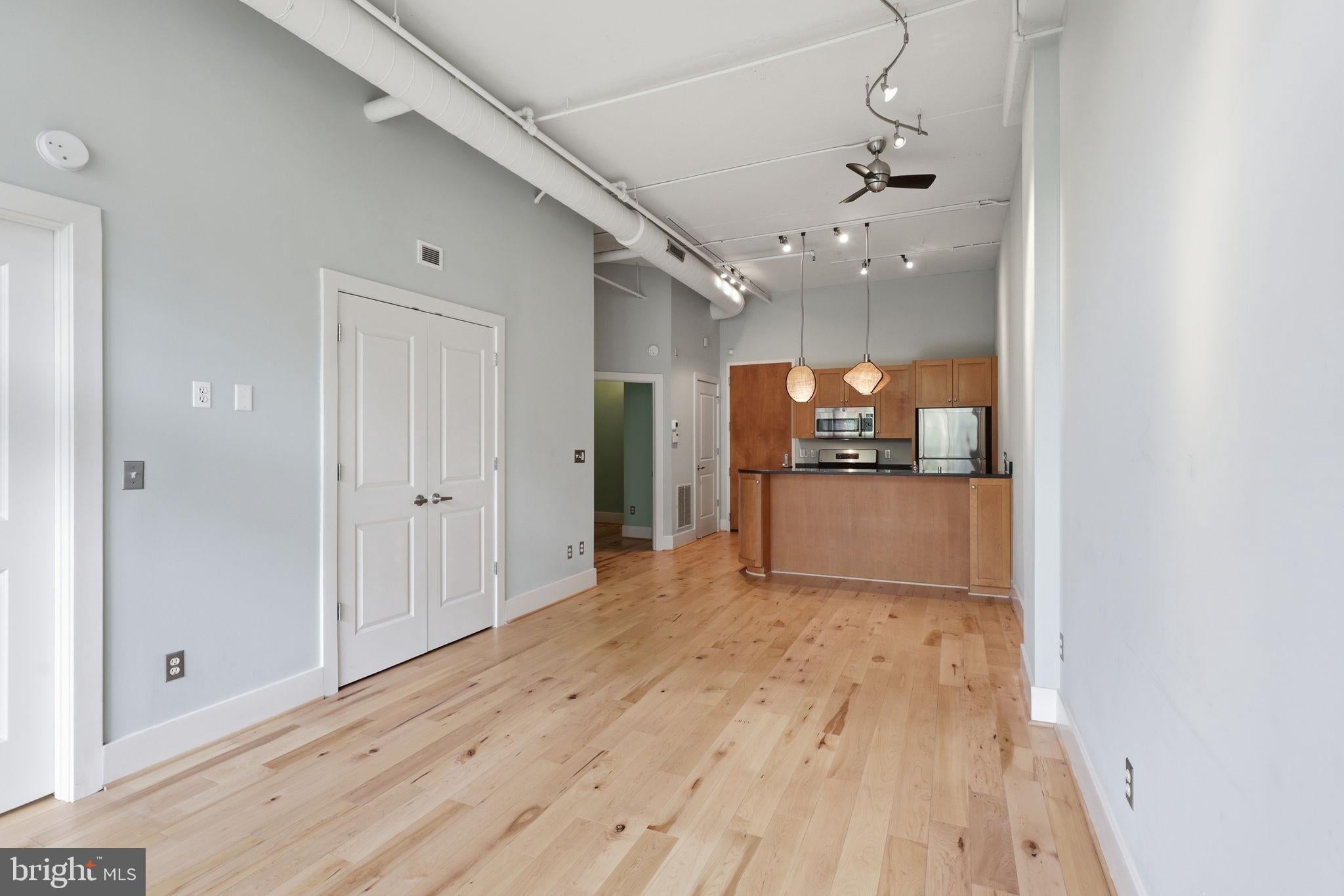 2328 CHAMPLAIN STREET NW 328