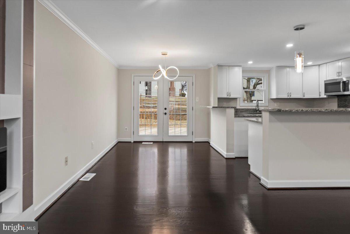 6867 HAPPYHEART LANE