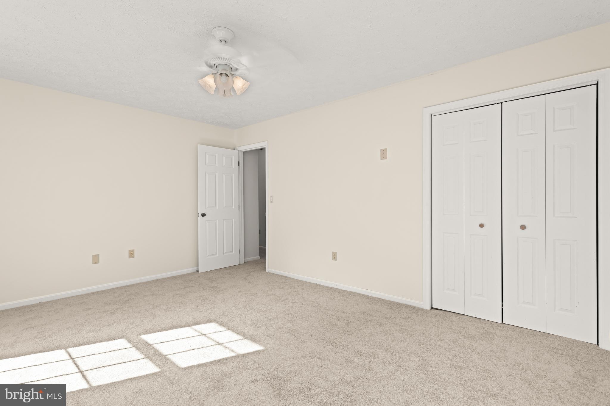 FOX MEADOWS ANNEX - Residential