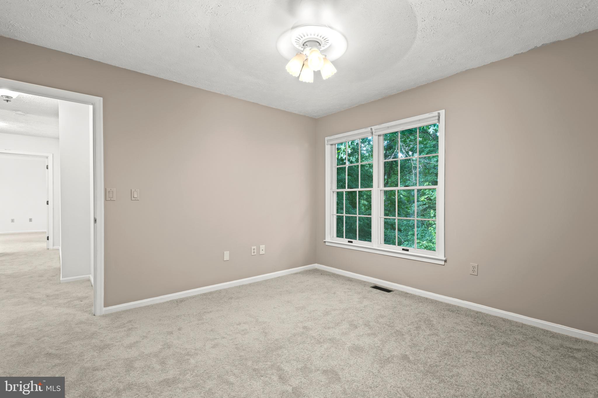 FOX MEADOWS ANNEX - Residential