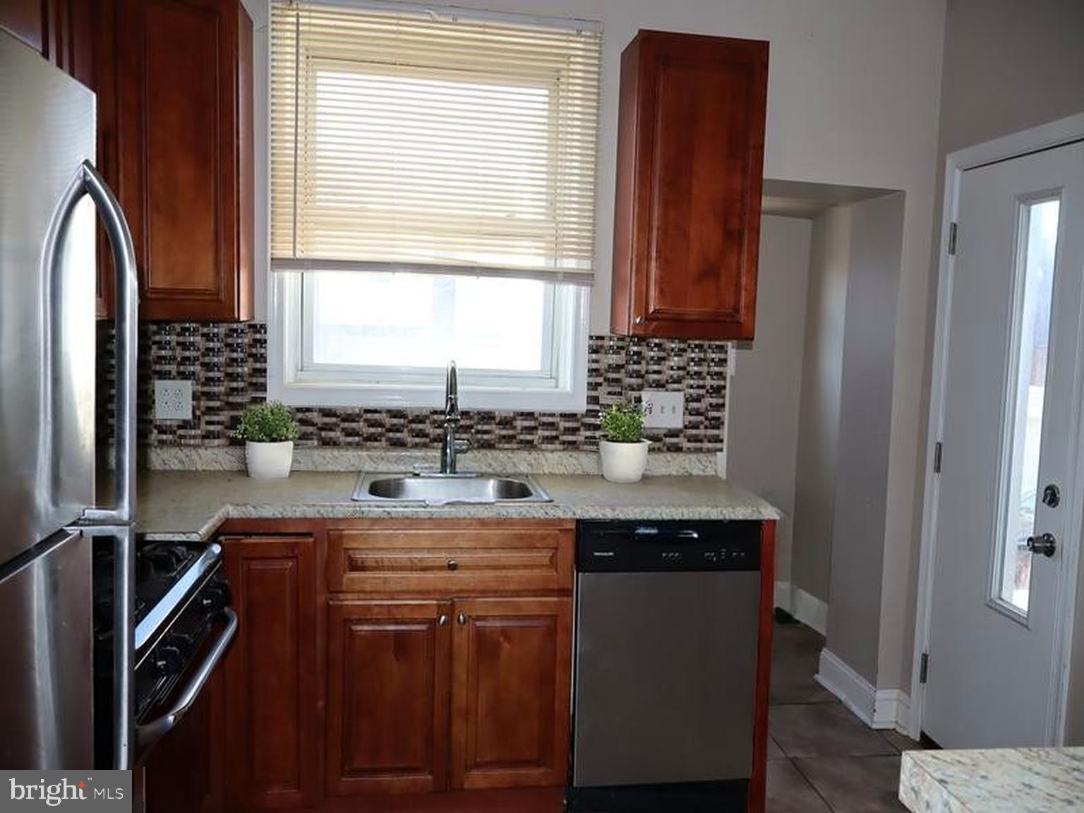 WEST OAK LANE - Residential