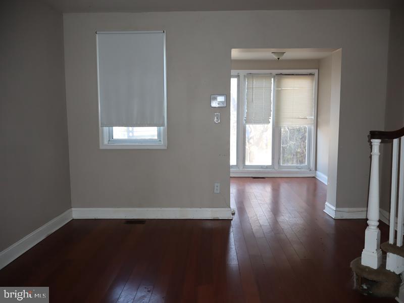 WEST OAK LANE - Residential