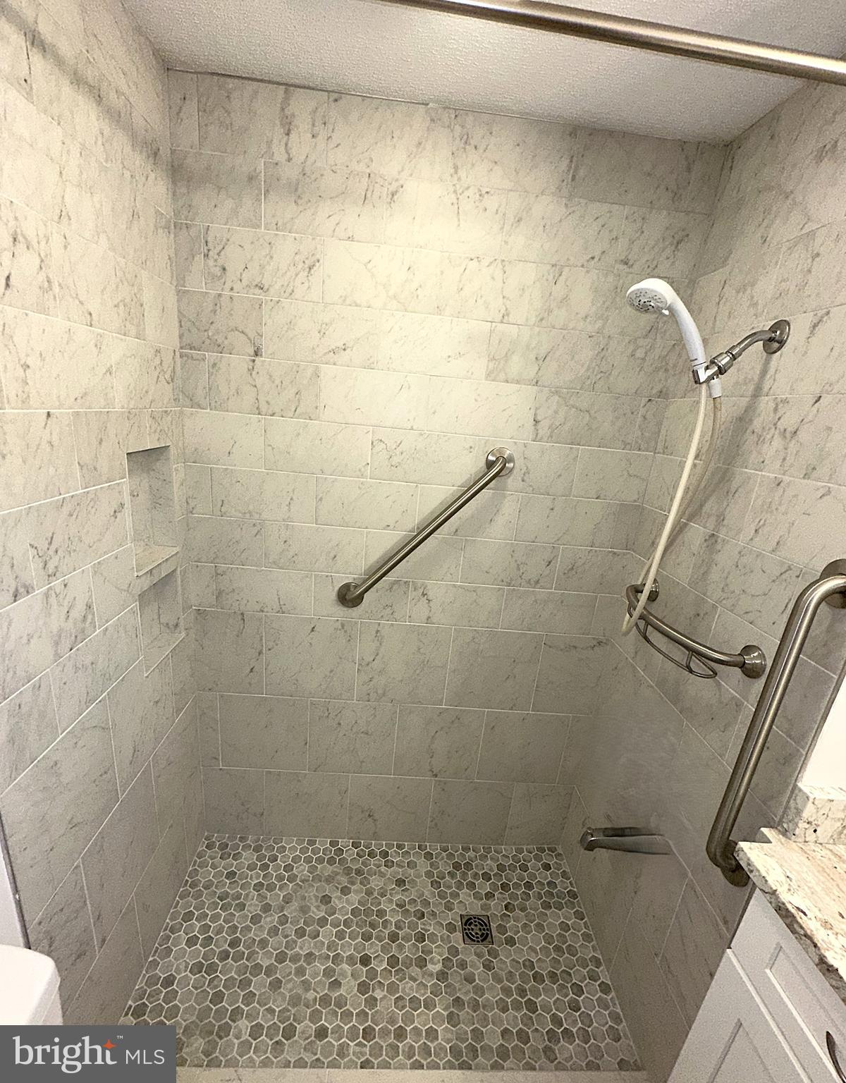 ROL PARK VILLAGE - Residential