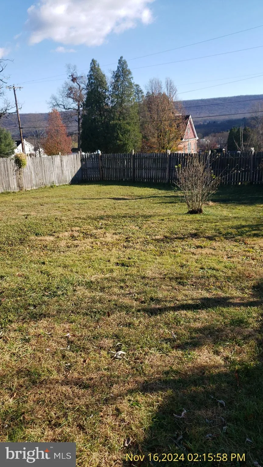 Tower City, Pennsylvania 17980, United States, 4 Bedrooms Bedrooms, ,3 BathroomsBathrooms,Residential,Pending,27875