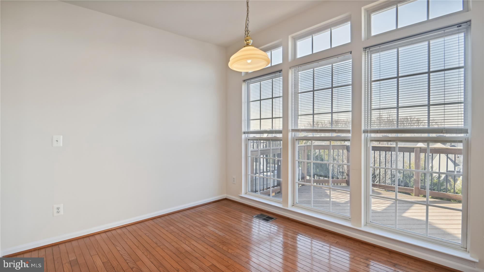 COTON COMMONS - Residential