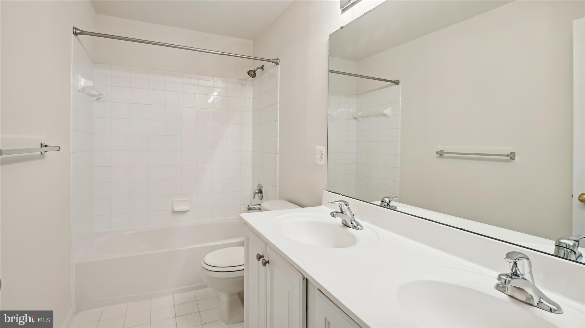 COTON COMMONS - Residential