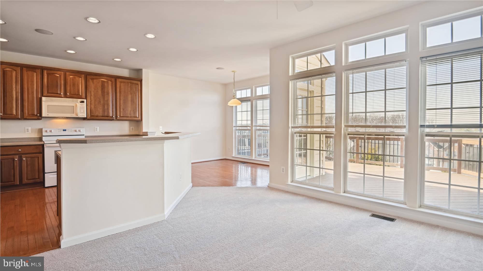 COTON COMMONS - Residential