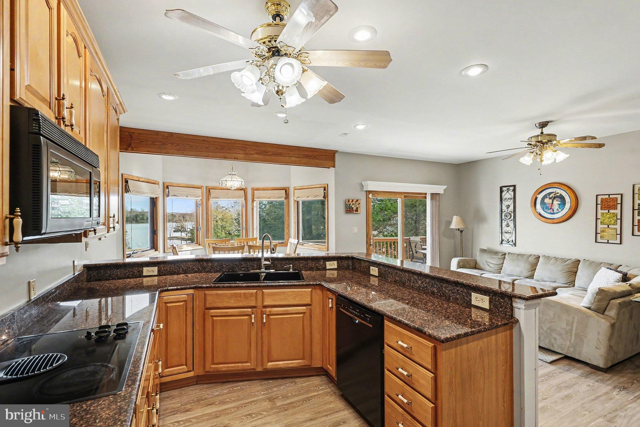 KELLYS LANDING - Residential