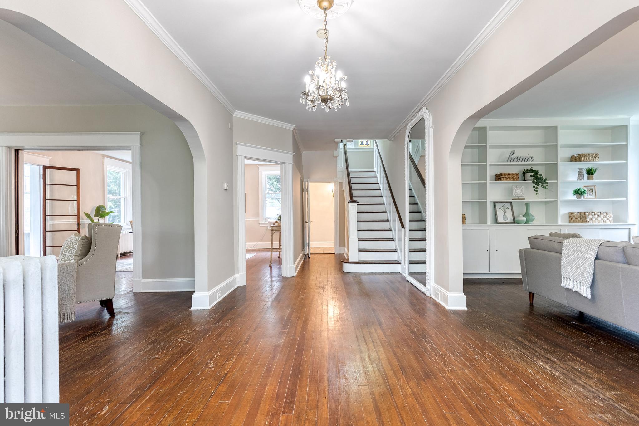 325 N BEAUMONT AVENUE