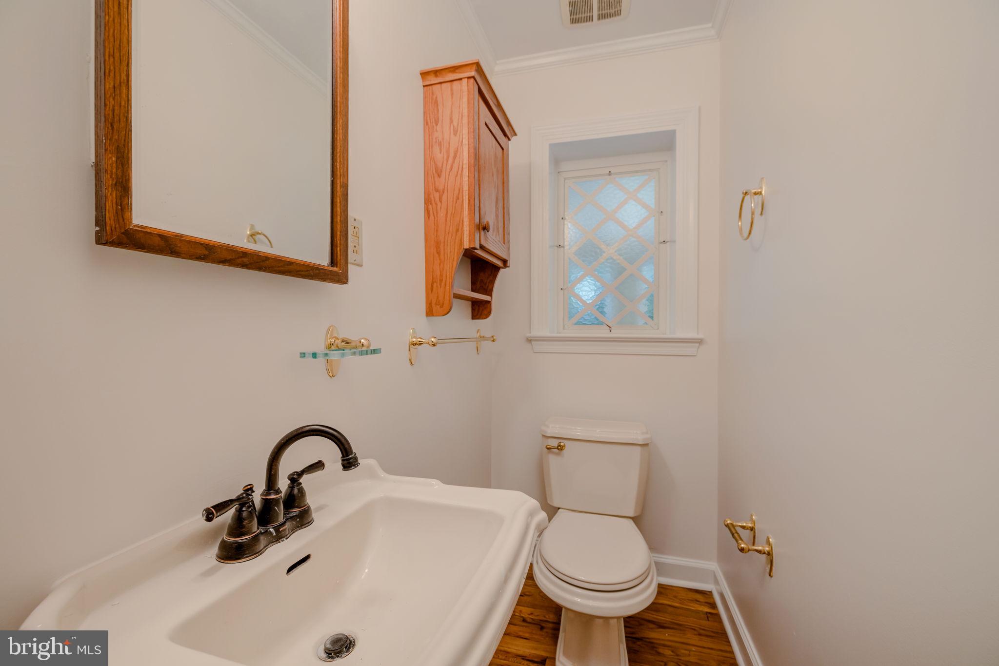 AUTUMN CHASE HUNT - Residential Lease