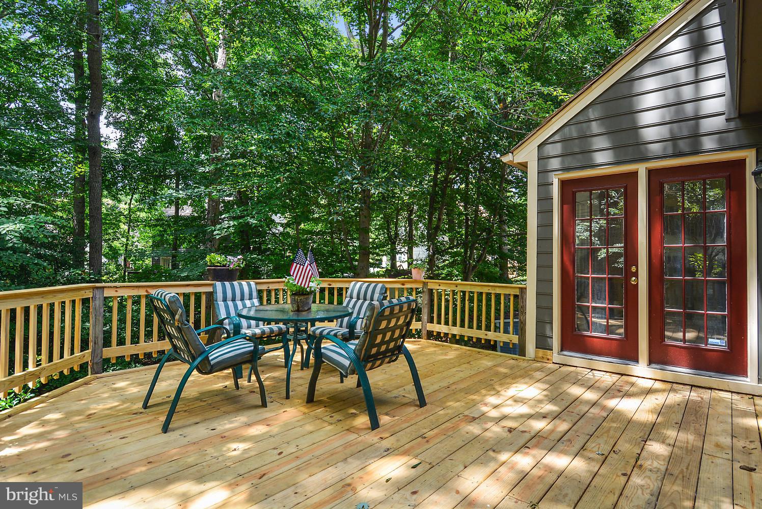 LAKE RIDGE - Residential