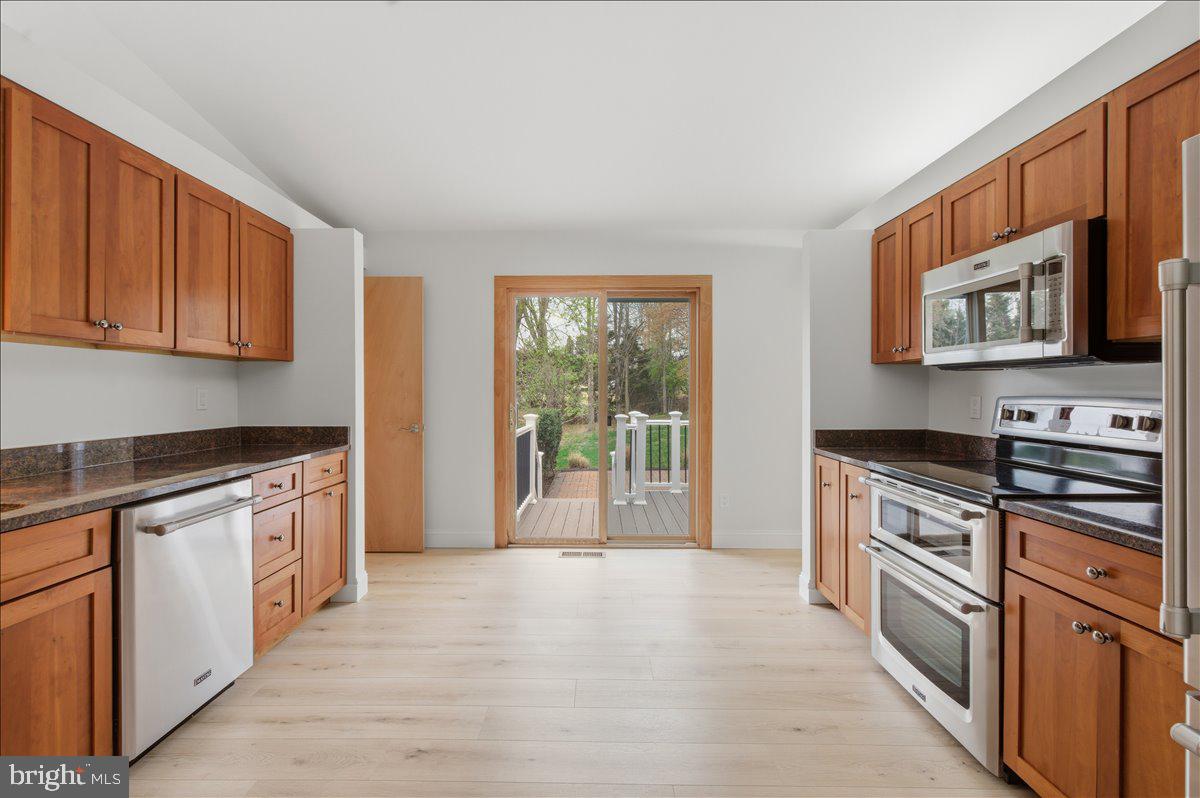 OLIVER ESTATES - Residential