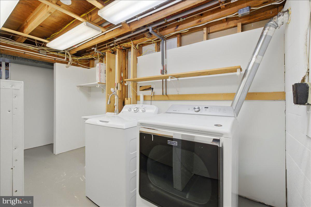 OLIVER ESTATES - Residential