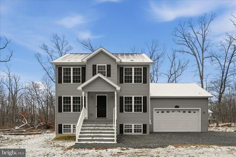 145 GRAYWOLF TRAIL WINCHESTER VA 22602