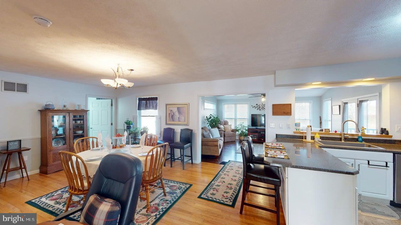 AIRPORT ADDITION - Residential