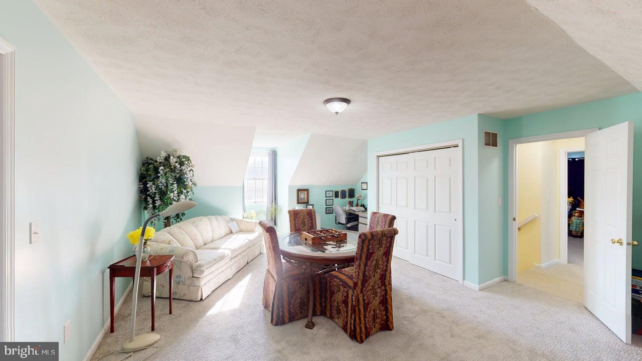 AIRPORT ADDITION - Residential