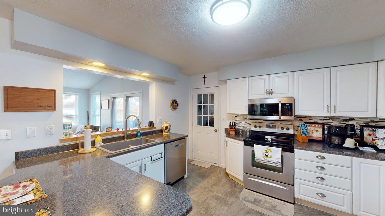 AIRPORT ADDITION - Residential