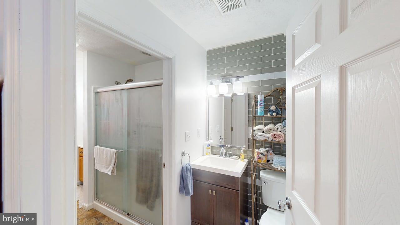 AIRPORT ADDITION - Residential