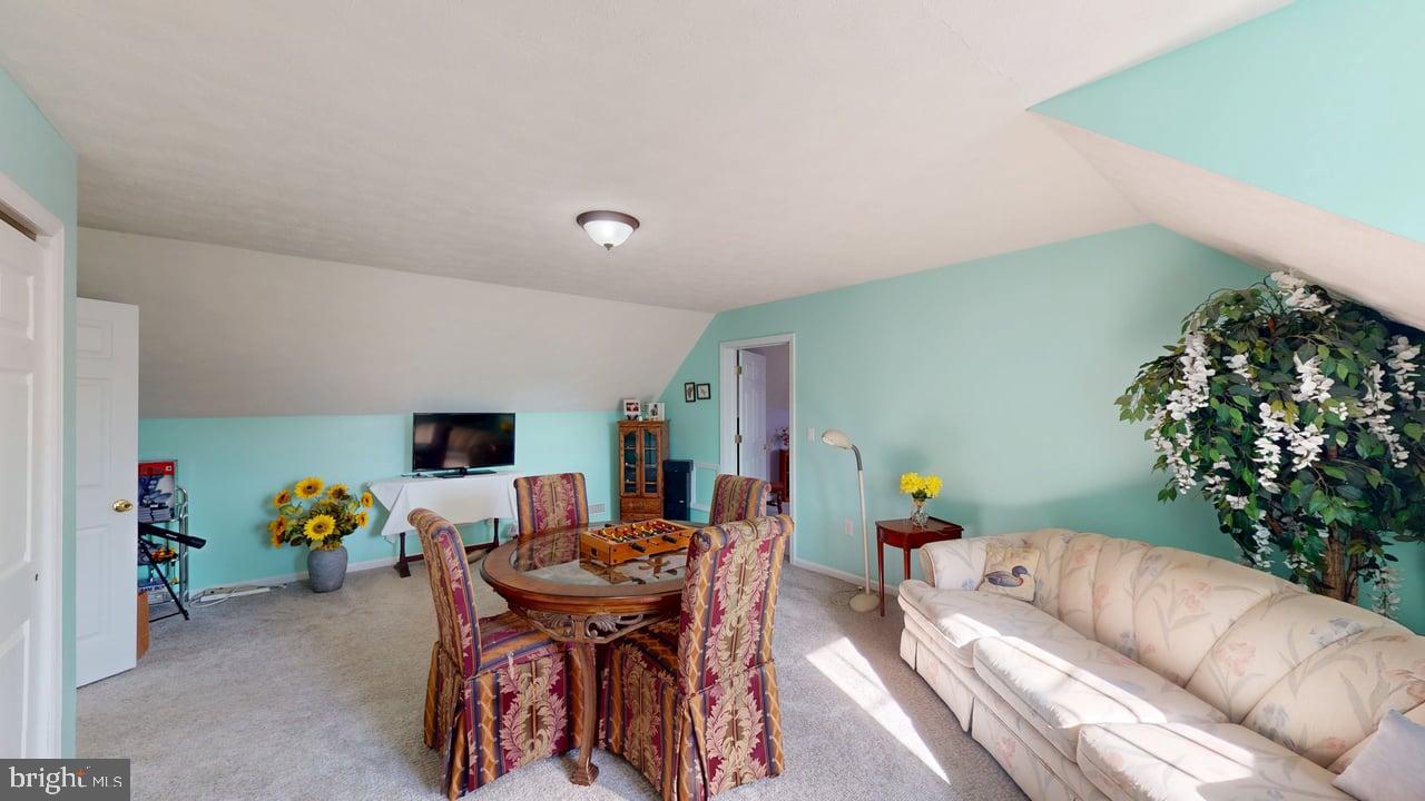 AIRPORT ADDITION - Residential