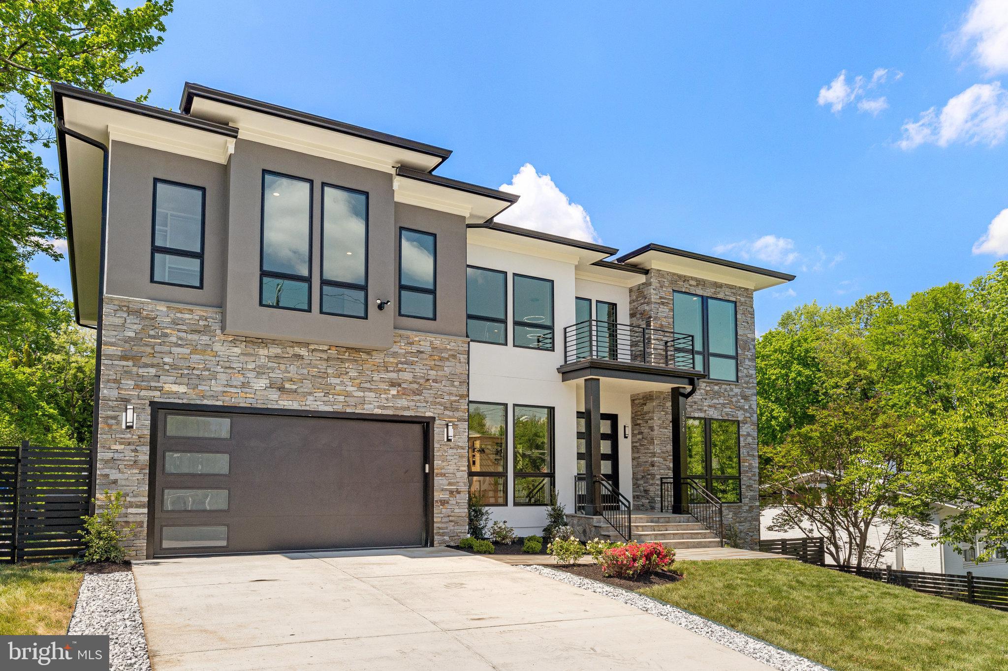 ROSEMONT - Residential