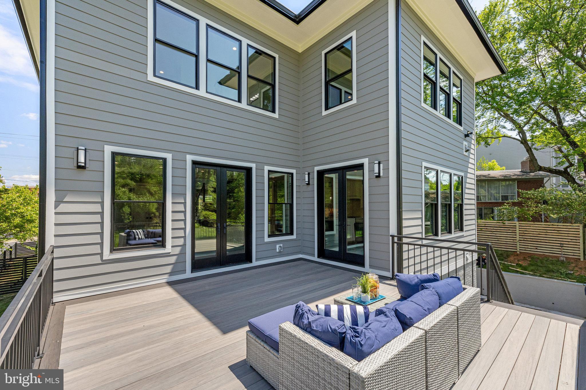 ROSEMONT - Residential