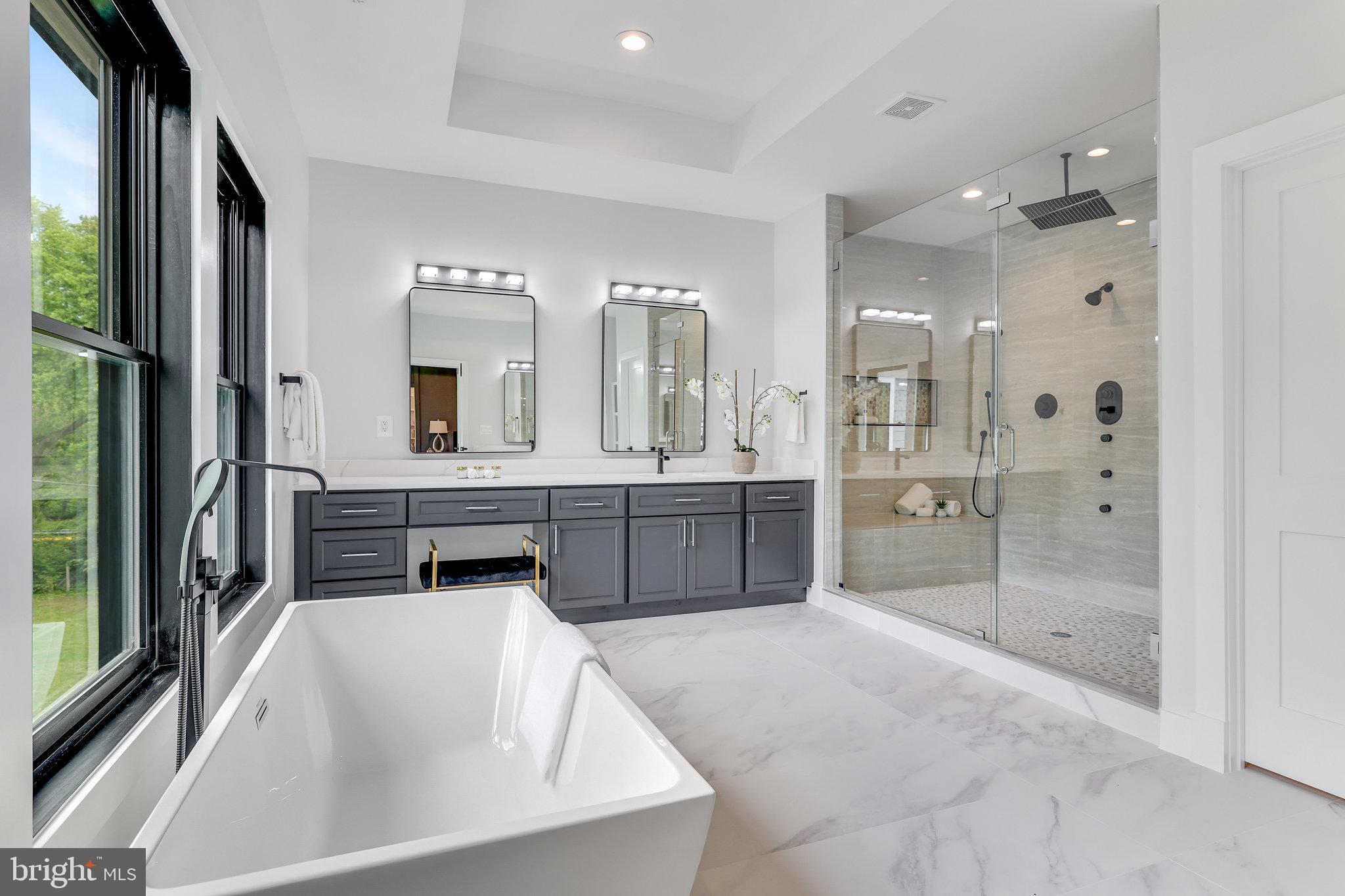 ROSEMONT - Residential