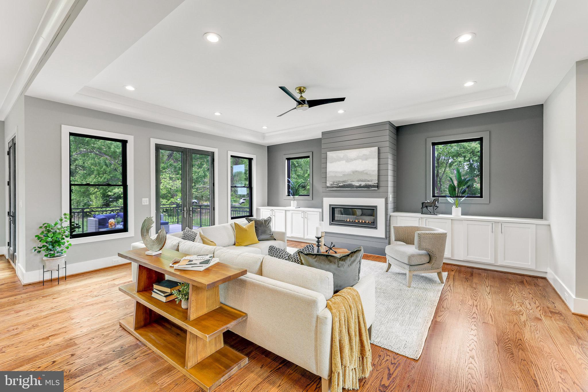 ROSEMONT - Residential