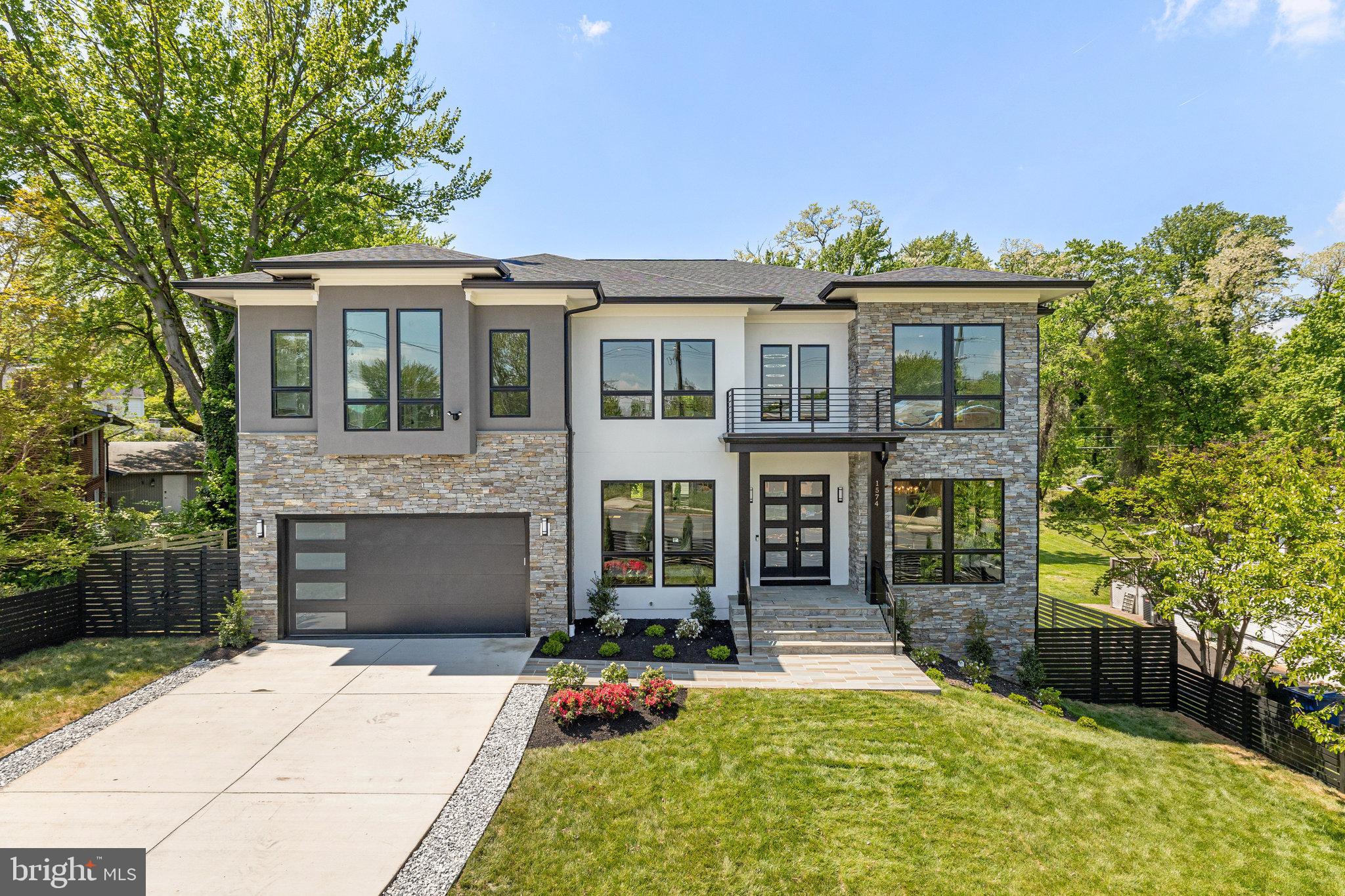 ROSEMONT - Residential