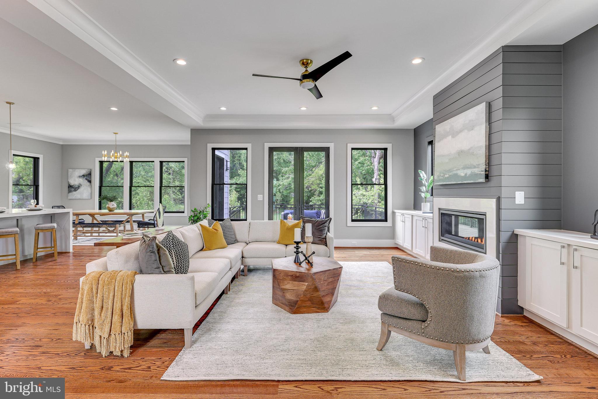 ROSEMONT - Residential