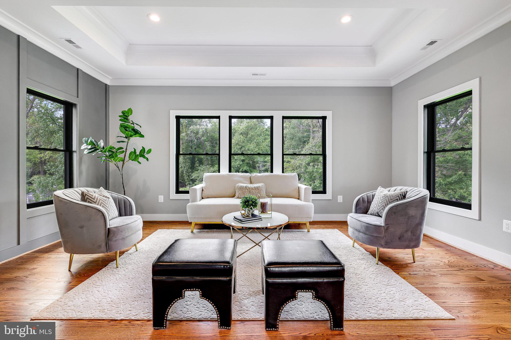 ROSEMONT - Residential