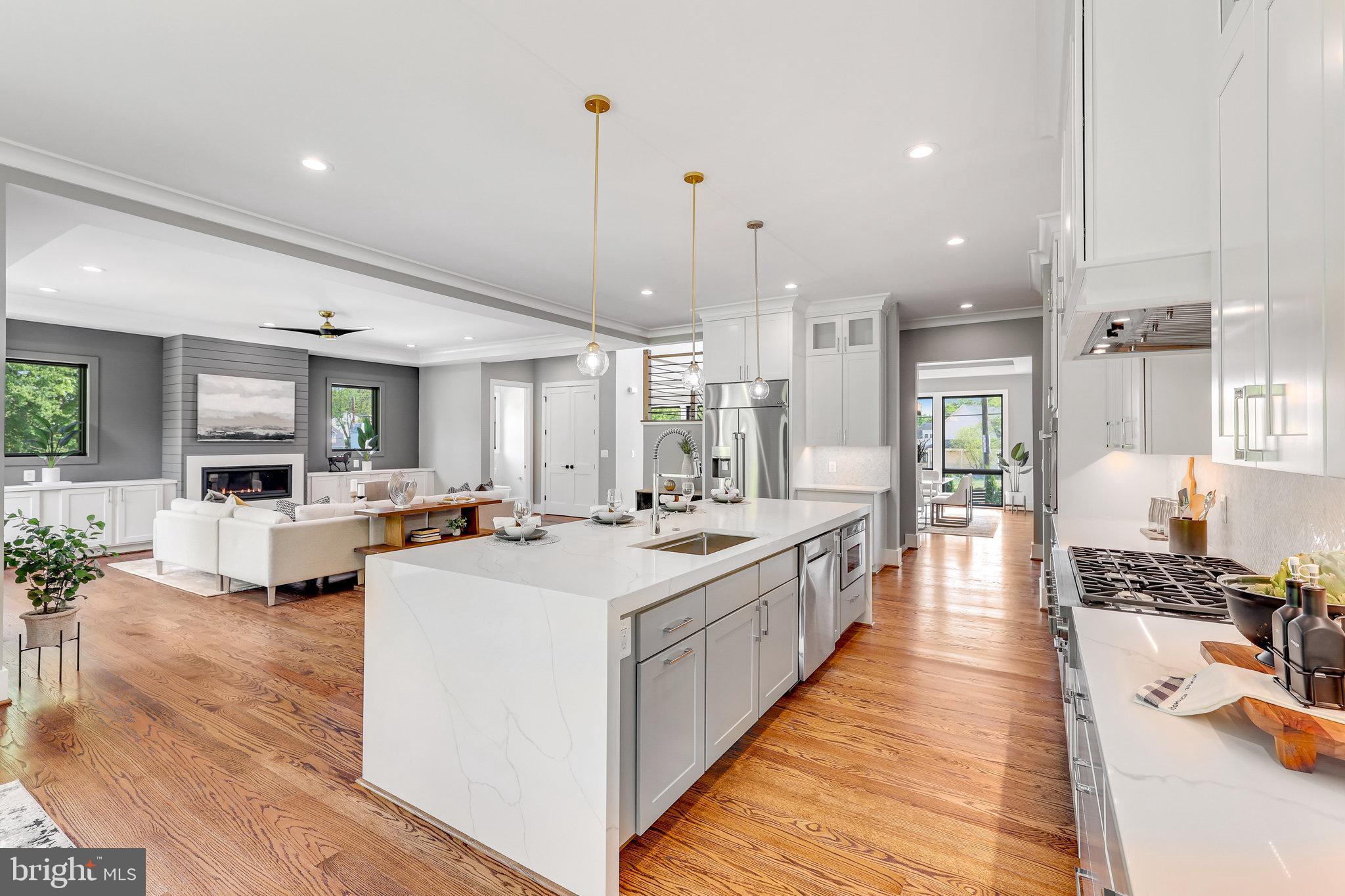 ROSEMONT - Residential