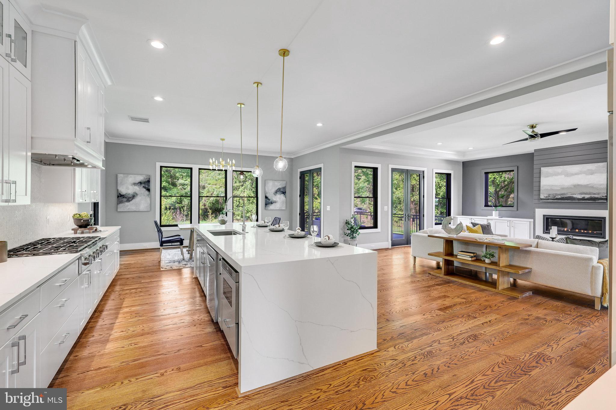 ROSEMONT - Residential