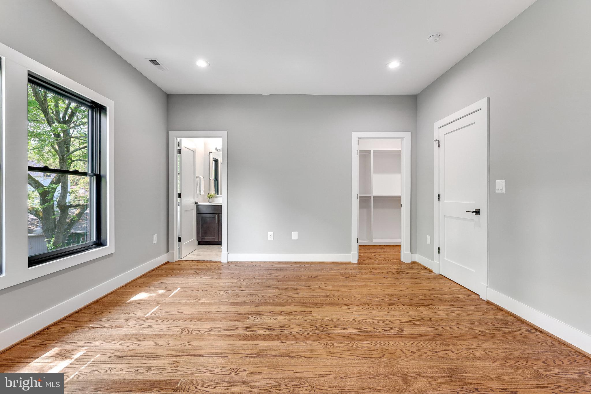 ROSEMONT - Residential