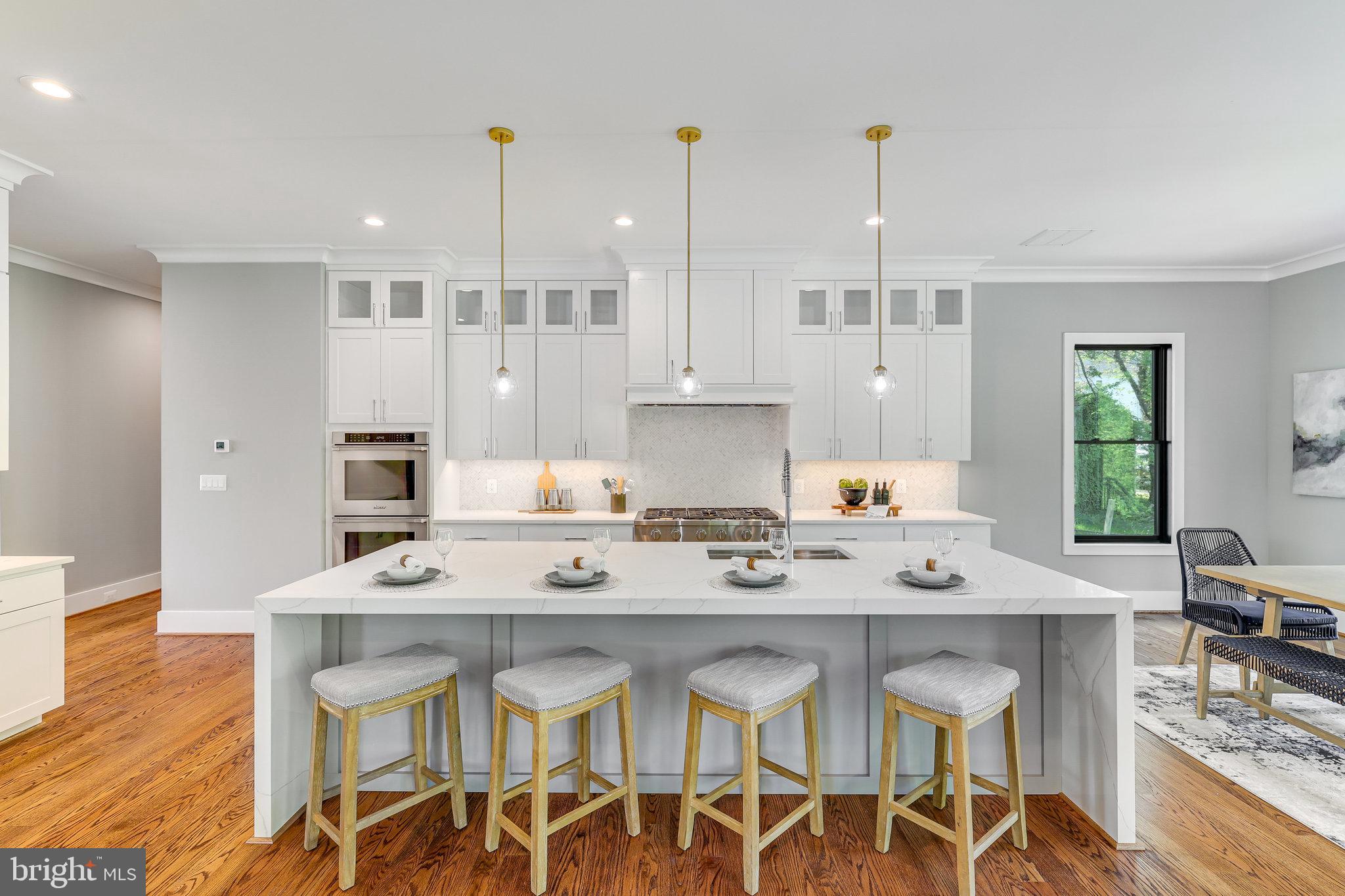 ROSEMONT - Residential